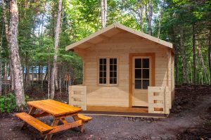 Camping pêt-à-camper, cabine cabines